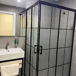 Lily Airport Bed & Breakfast 3*