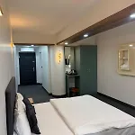 Bed & Breakfast Lily Airport Arnavutkoy