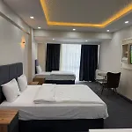 Lily Airport Bed & Breakfast 3*