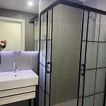 Bed & Breakfast Lily Airport 3*