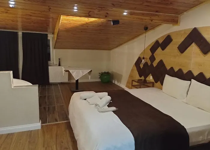 לינה וארוחת בוקר Lily Airport